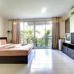 Kata Beach Guesthouse