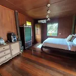 Marin\' S Home