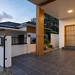 Villa Sunrise Garden B190