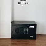 Himma\'S Apartment
