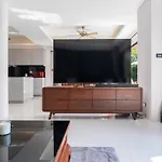 Villa Amaya, 2 Story Tropical Oasis With Green Hills View & Pool, Kamala Beach