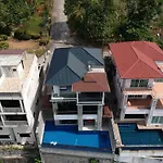 Chill Out Patong - Sea View Pool Villa
