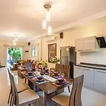Villa Platinum