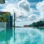 3 Bdr Pool Villa Patong 芭东3卧室泳池别墅 远海景