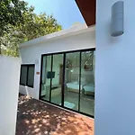 Xing Chen Pool Villa