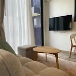 Modern Golf Course View Apartment In Sky Park Laguna