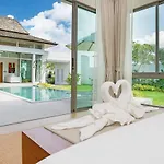 Escape Villas - Private Pool Villas At Shambhala Grand Villa