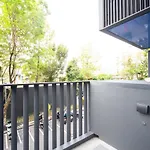 The Deck 芭东露台现代公寓 带健身房和游泳池