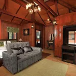 Wolin Lemon Resort