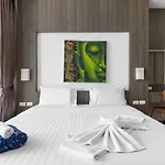 Icon Park Apartments - Kamala Beach