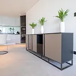 New 2Br Condo Bluepoint 8-17 Sea Views