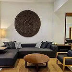 Beachfront 2 Bedroom Luxury Apartment Chava Surin