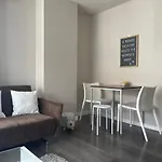 Beautiful Top Floor Corner Studio In Phuket Center