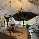 Signature Glamping