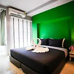 Patong Gallery Hotel