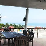 Luxurious 3Br Penthouse Jacuzzi Seaview