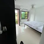 Easy Life 6