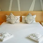 Hubtel Patong Suite