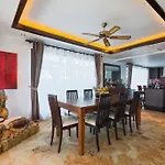 Patong Seaview Villa芭东一线海景豪华6卧别墅 3晚免费接机 女佣管家服务 早餐