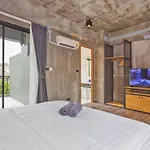 Pd Club Villa Jolly 现代三层工业风奈涵海滩