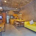 Pd Club Villa Jolly 现代三层工业风奈涵海滩