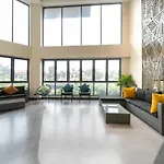 1Br Condo In Laguna Sky Park B2405