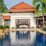 Luxury Sai Taan Villa In Bang Tao