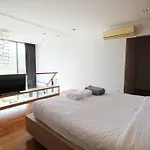 Beautiful Penthouse Apartment With Mountain Views