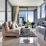 Luxury Condo With 5 Stars Facilities Mountain View