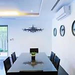 Beautiful 2Br Pool Villa Walk To Bangtao Beach And Catch Club