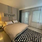 The Room Sansabai