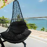 Beachfront 4 Bedrooms Penthouse With Breathtaking Sea View