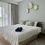 2 Bedroom Condo At Cassia Laguna