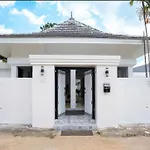 Pasak6 Laguna Room