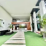 1 Bedroom Near Beach - At The Tree