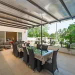 Villa Sea La Vie