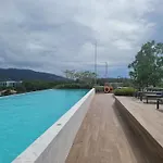 Лагуна Скай Парк