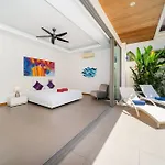 Villa Kate Xxx