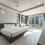 Amanah Hill Kamala Hotel