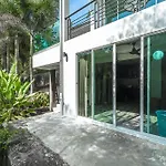 Amanah Hill Kamala Hotel