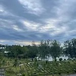 Laguna Skypark Вид На Горы И Озера Три 25 Метровых Бассейна На Крыше, 500 Мбит Интернет, Все Апартаменты Верхние 6 И 7 Этажи