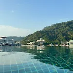 Zephyr Grand Hotel