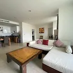 2 Bedroom Seaview Apartment By Clavis