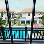 Kraam Villas