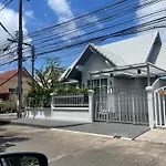 Naka Cozy House In Phuket City