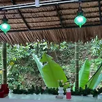 Nua Tone Resort Bang Tao & Cafe