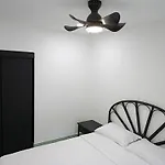 Patong Sunbeach Mansion