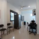 White House With 2Br1Bath Near Kathu Water Fall