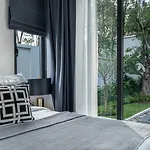 Space Villa Botanica Modern Loft