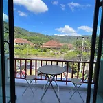 Petunya Phuket Guest House